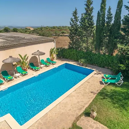 Vila Es Turo 10 *
